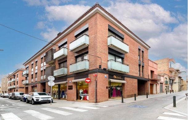 WOW-BELBOIX-FACHADA-1-768x513